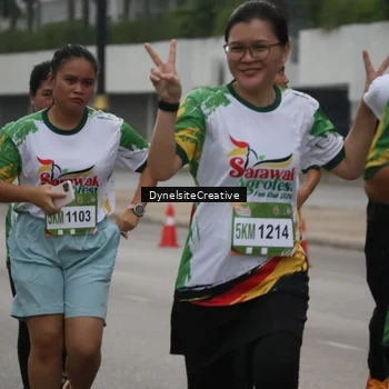 Runner Photo 7858340