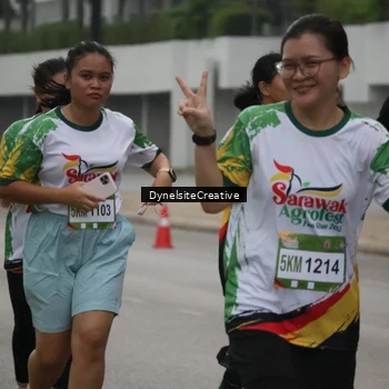 Runner Photo 7858343
