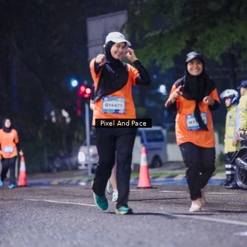 Runner Photo 7858372