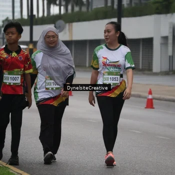 Runner Photo 7858376
