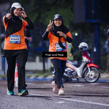 Runner Photo 7858408