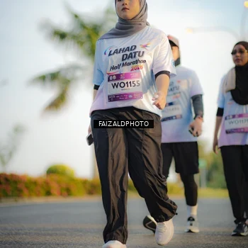 Runner Photo 7858426