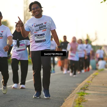 Runner Photo 7858460