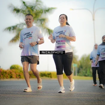 Runner Photo 7858464
