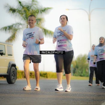 Runner Photo 7858473