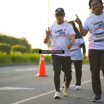 Runner Photo 7858479