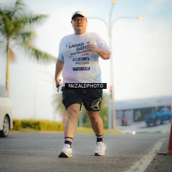 Runner Photo 7858494