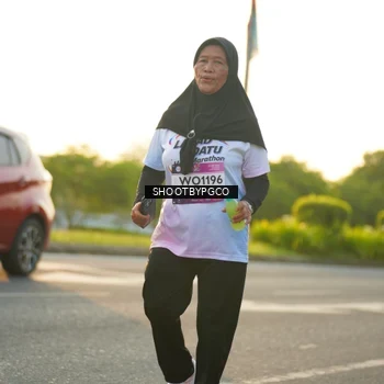 Runner Photo 7858500