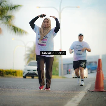 Runner Photo 7858532