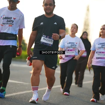 Runner Photo 7858539