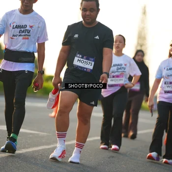 Runner Photo 7858541