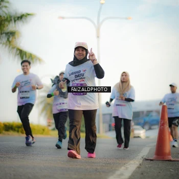 Runner Photo 7858562