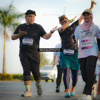 Runner Photo 7858568