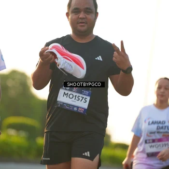 Runner Photo 7858572