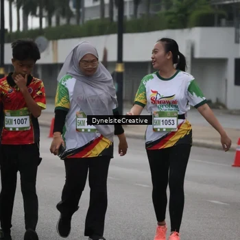 Runner Photo 7858588