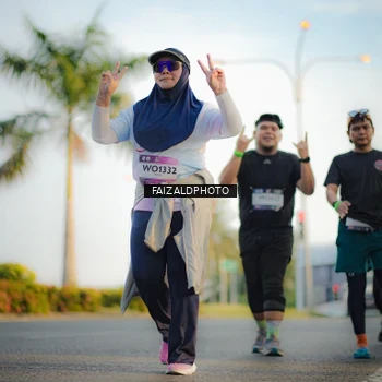 Runner Photo 7858599