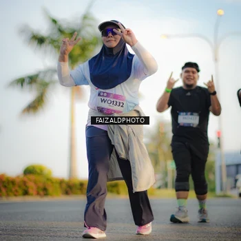 Runner Photo 7858606
