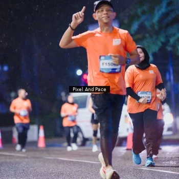 Runner Photo 7858640