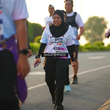 Runner Photo 7858651