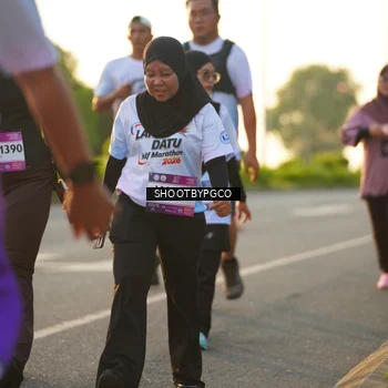Runner Photo 7858664