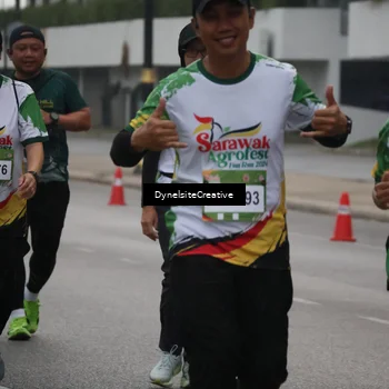 Runner Photo 7858691
