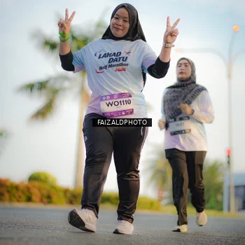 Runner Photo 7858698