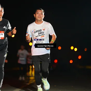Runner Photo 7858707