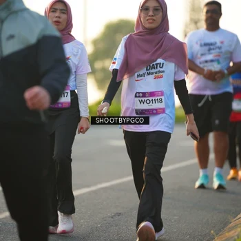 Runner Photo 7858731