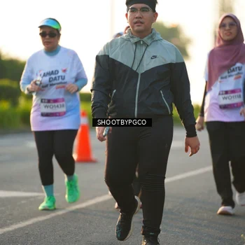 Runner Photo 7858734