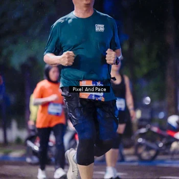 Runner Photo 7858774