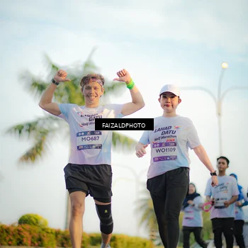 Runner Photo 7858779