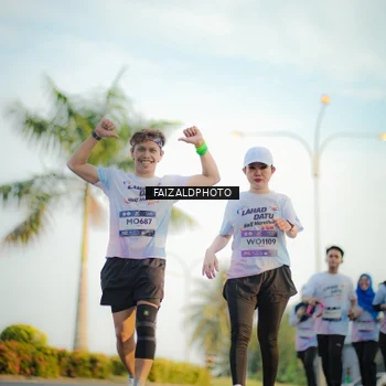 Runner Photo 7858780