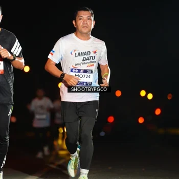 Runner Photo 7858800