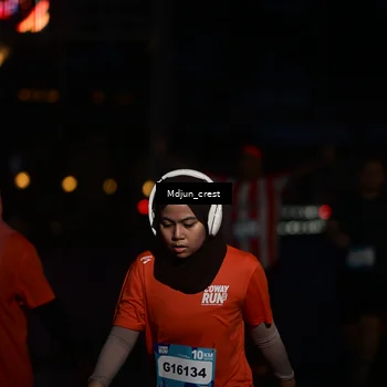 Runner Photo 7858841