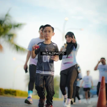 Runner Photo 7858845