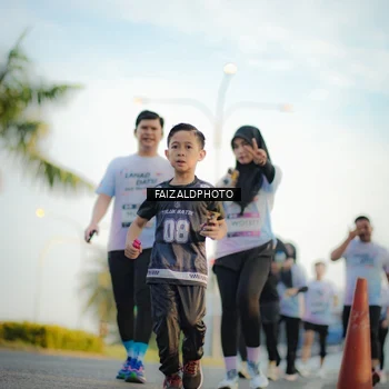 Runner Photo 7858854