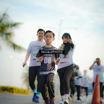 Runner Photo 7858880