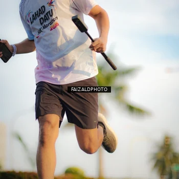 Runner Photo 7858900