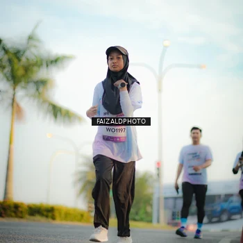 Runner Photo 7858903