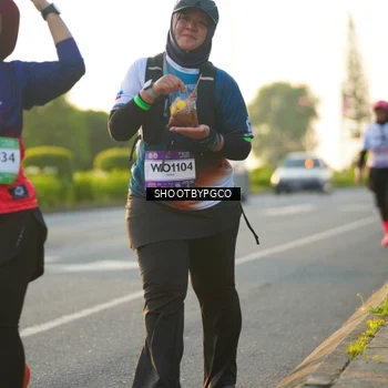 Runner Photo 7858922