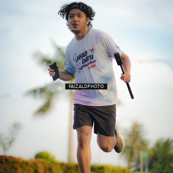 Runner Photo 7858943