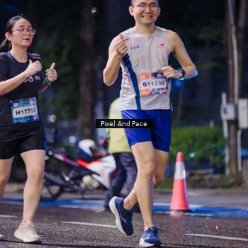 Runner Photo 7858975