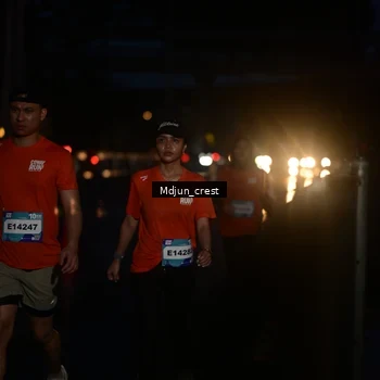 Runner Photo 7858992