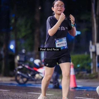 Runner Photo 7859001