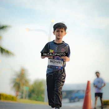 Runner Photo 7859020