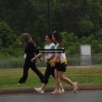 Runner Photo 7859024