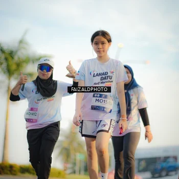 Runner Photo 7859029