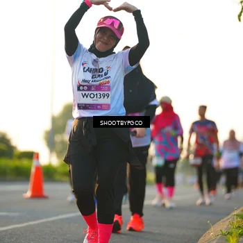 Runner Photo 7859054