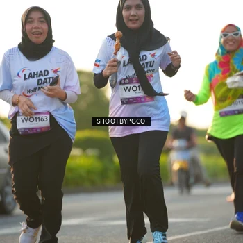 Runner Photo 7859111