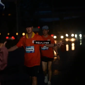 Runner Photo 7859134